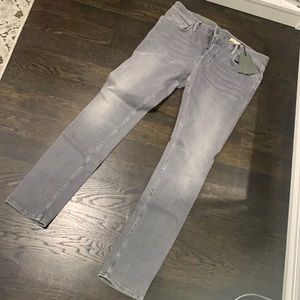 Men’s jeans. Cigarette cut.